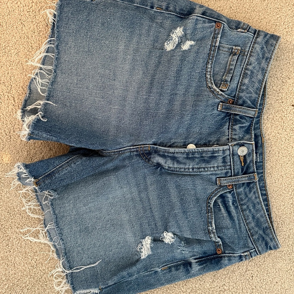 Old Navy High Rise Curvy OG Straight Blue Jean Shorts